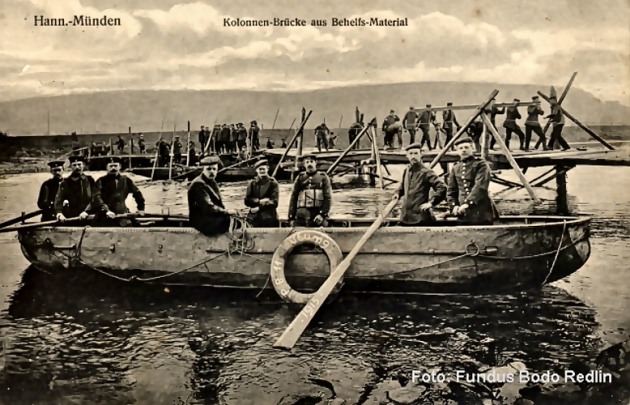 Behelfsbr&Atilde;&frac14;cke