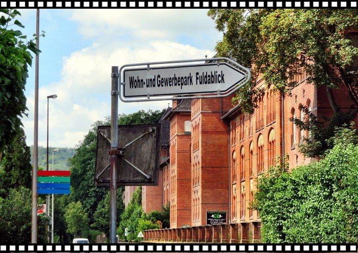 Fahrt durch das ehemalige Kasernengel&auml;nde